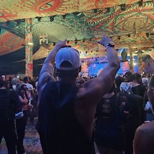 Meet your Posher, Jaky